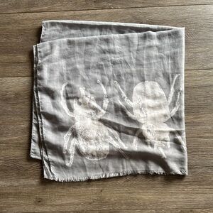 India Hicks Gray and White Scarf